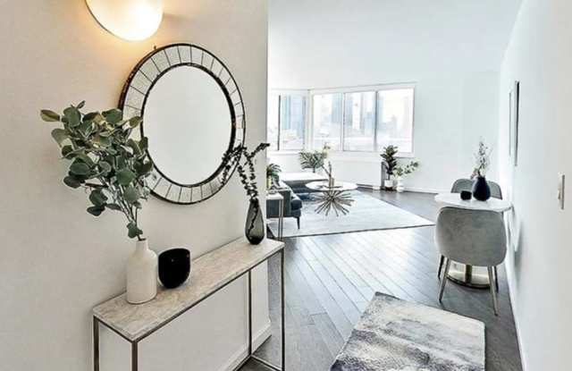 30 West 41st St.