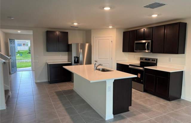 4251 SW 53rd Lane rd