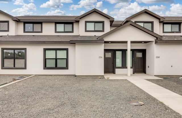 206 Old Course Rd
