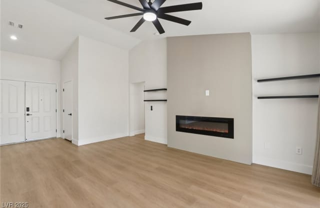 2548 Tumble Brook Drive