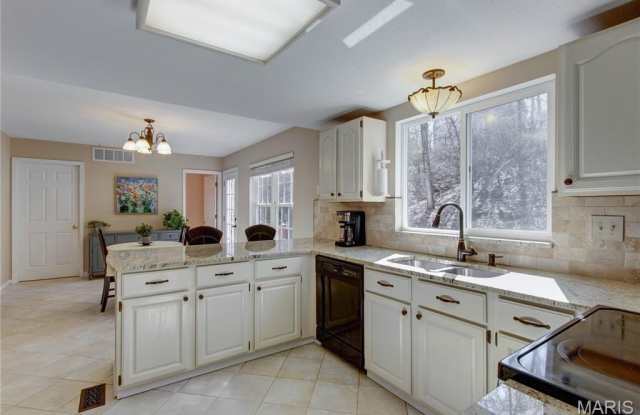 564 Woodlyn Crossing