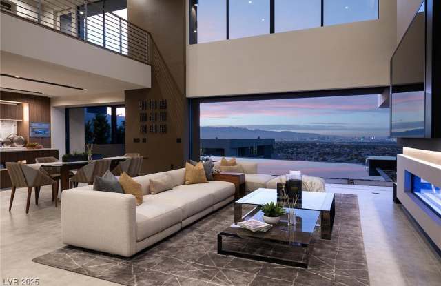 810 Dragons Eye Drive