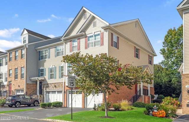 Photo of 308 Princeton Court