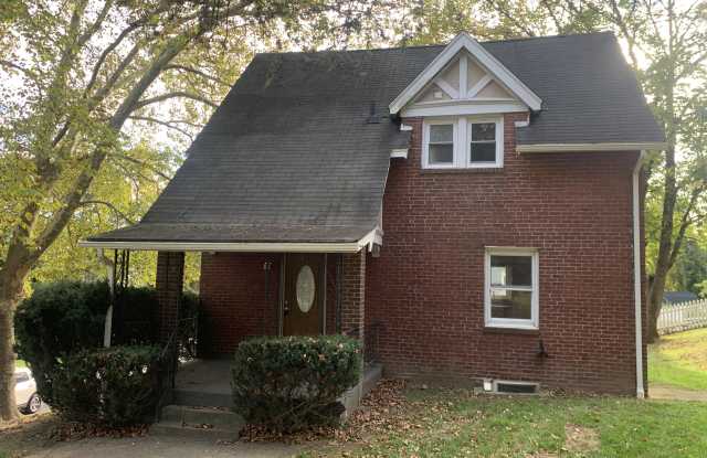 Photo of 40 Remington Ave