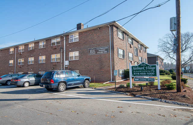 Hallmark Village and Northwood Common