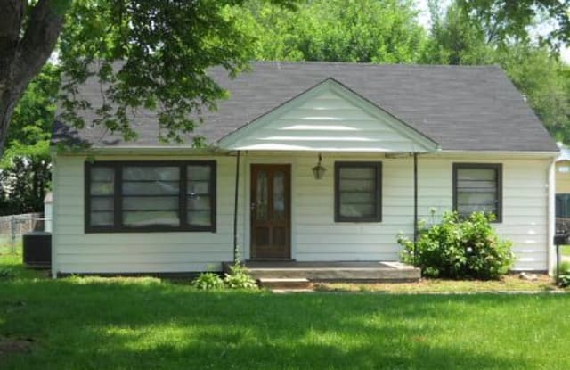 1517 Sharon Dr - 1517 Sharon Drive, Jefferson County, KY 40216