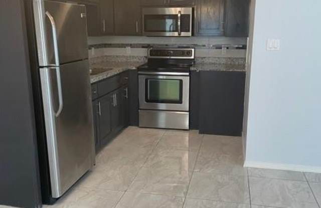 818 S Missouri Street unit: 2