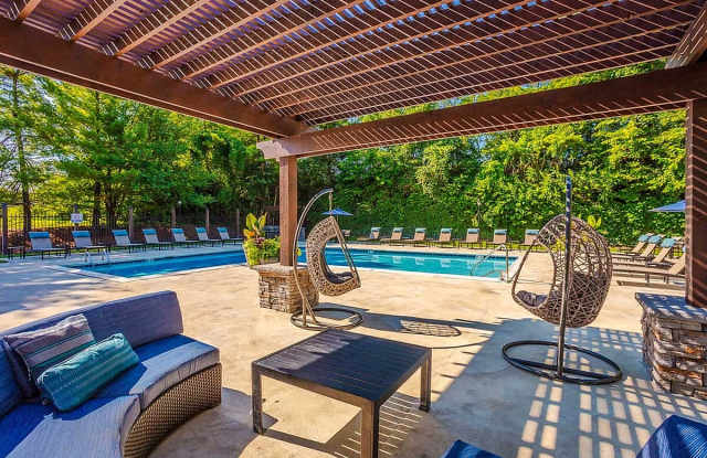 Timber Hollow Apartments