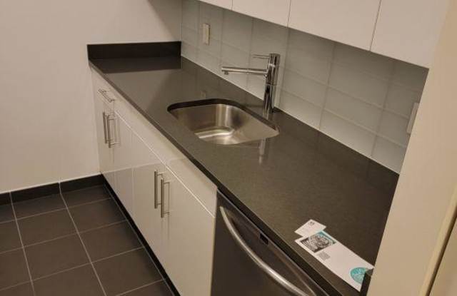 4540 Center Boulevard