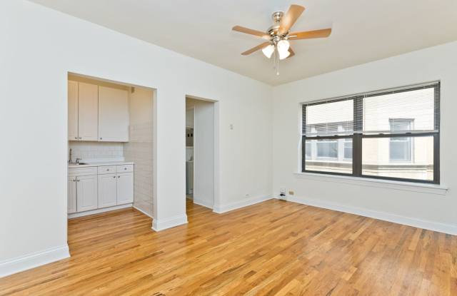 Photo of Ravenswood Vista Apartments