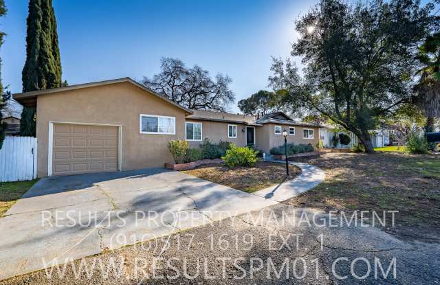 Charming home in Carmichael with Solar and Pool! Available Now!