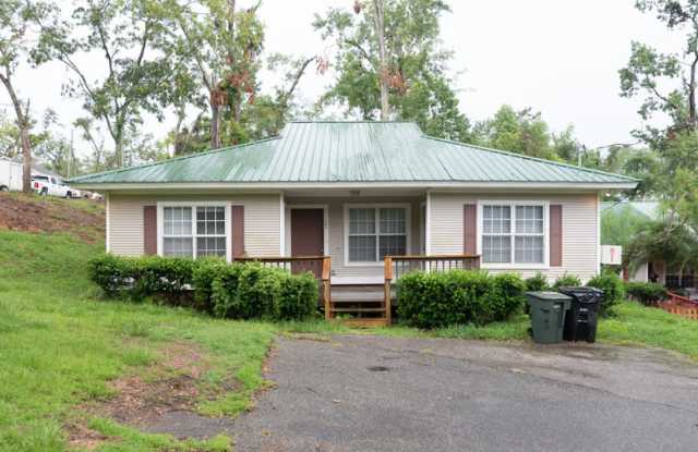 Photo of 285 East Harrison Street