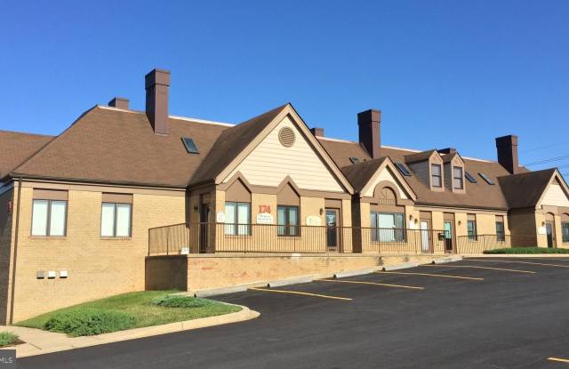 174 THOMAS JOHNSON Drive unit: 201L