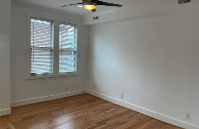 1604 LEVIS Street NE