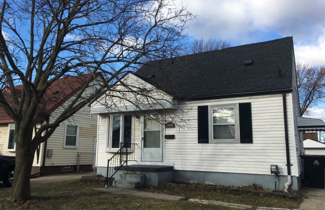 29891 Quinkert St - 29891 Quinkert Street, Roseville, MI 48066