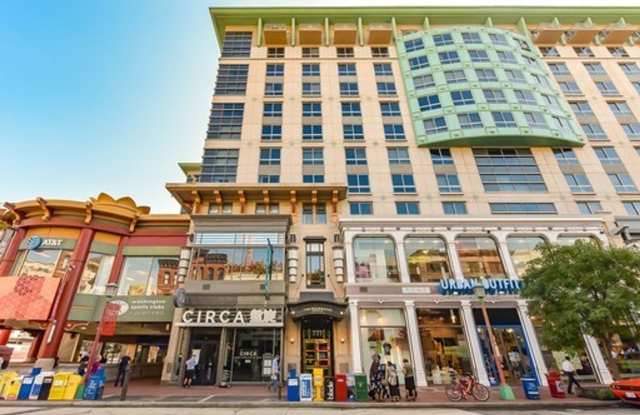 Photo of Chinatown 2 Bedroom 2 Bathroom In Amazing Centralized Building-Amenities Galore! Pets Welcomed!