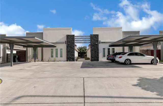 1012 E La Cantera Avenue