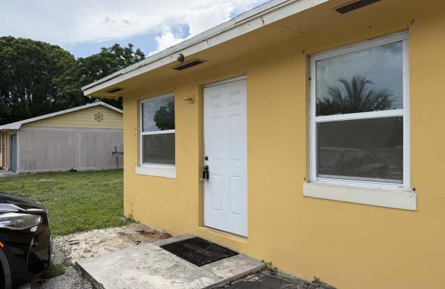 3656 Coconut Road