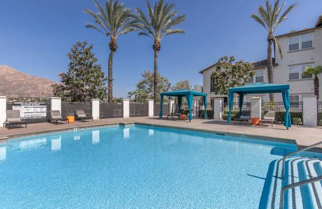 Vista Imperio Apartments