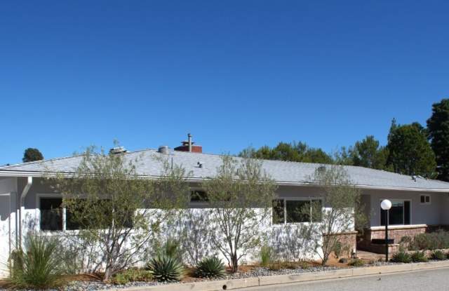 Photo of 11365 Chalon Rd