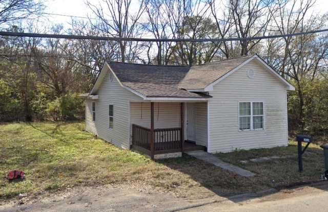 2400 Crutchfield Street - 2400 Crutchfield Street, Chattanooga, TN 37406