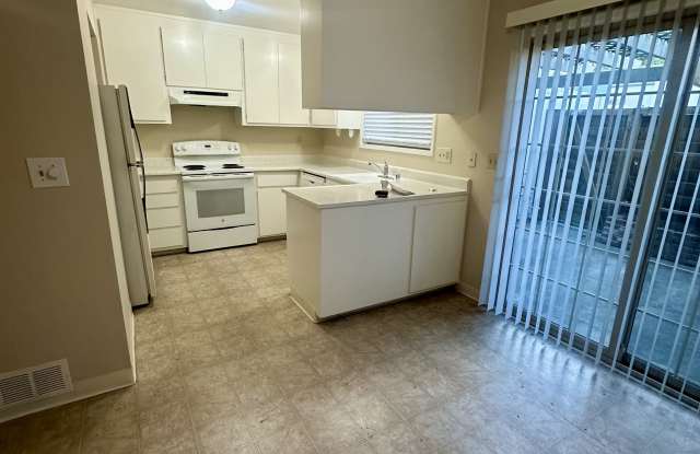 3540 Northwood Drive #E