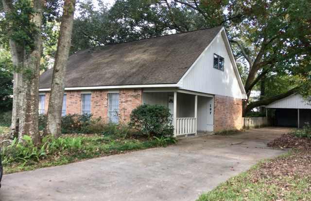 107 Harwell Dr - 107 Harwell Drive, Lafayette, LA 70503