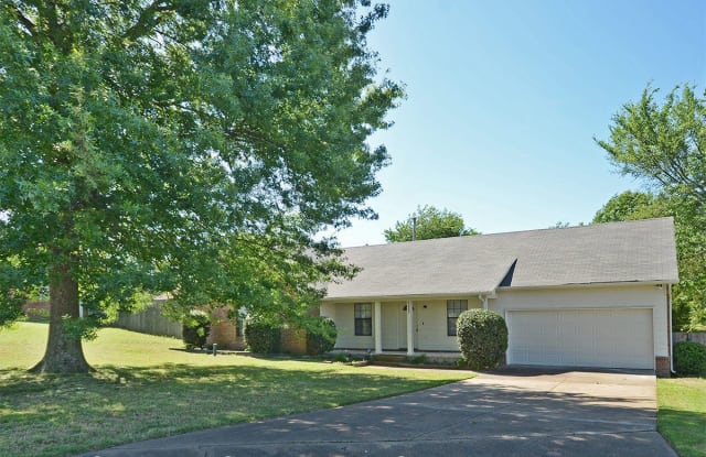 6689 Plumblee Cv W - 6689 Plumblee Cove West, Shelby County, TN 38141