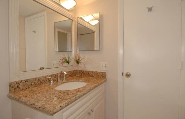 11533 Terra Bella Boulevard