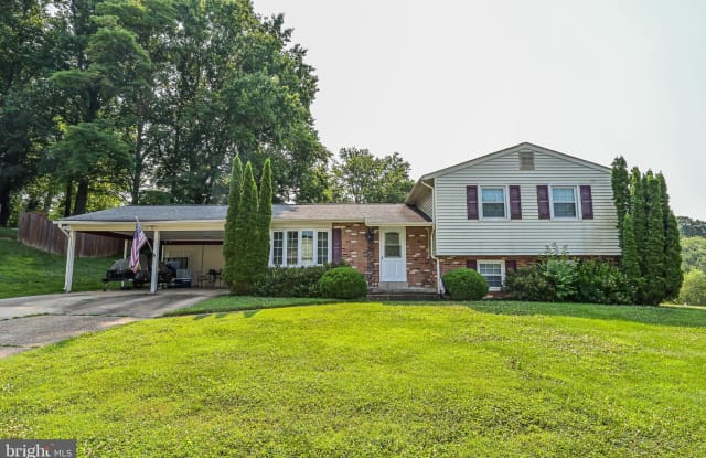 7011 GILLINGS ROAD - 7011 Gillings Road, Burke, VA 22152