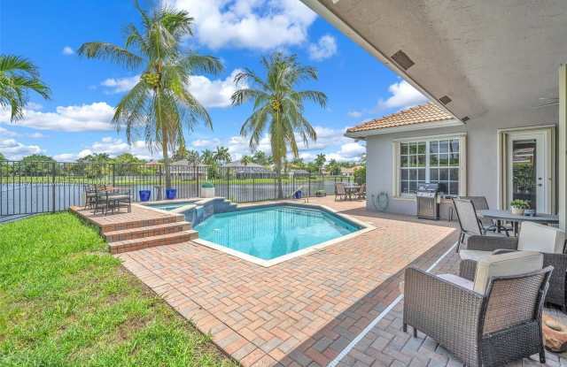 Photo of 1737 Harbor View Cir
