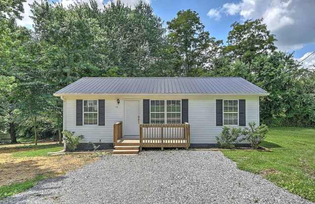 Photo of Renovated Countryside Cottage for Rent | Move-In Ready | Jonesborough TN