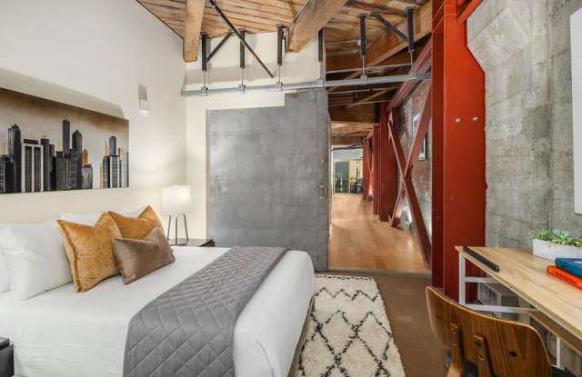 Photo of 1408 12th Ave