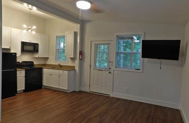 2331 Highway 52 W unit: Suite H