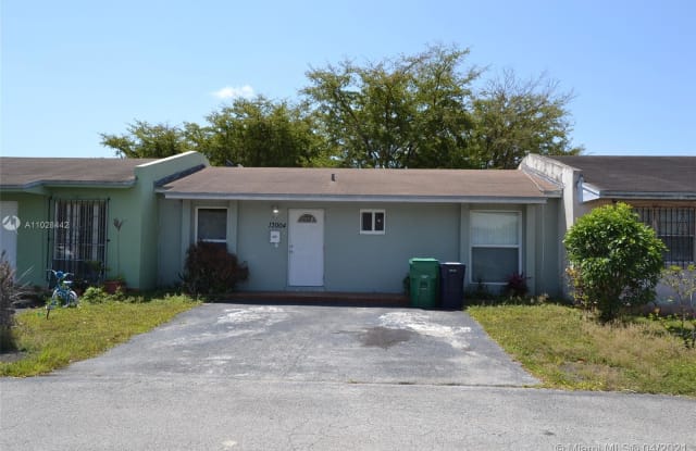 13004 SW 18th Ter - 13004 SW 18th Ter, Tamiami, FL 33175