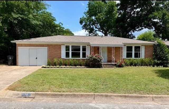 2308 Lingner Dr