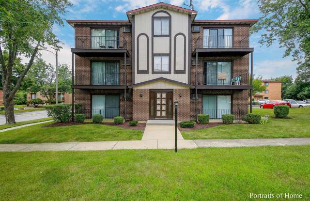 624 W 65th Street unit: 6