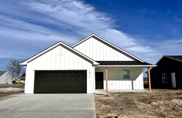 Photo of 1912 East Village Estates Drive