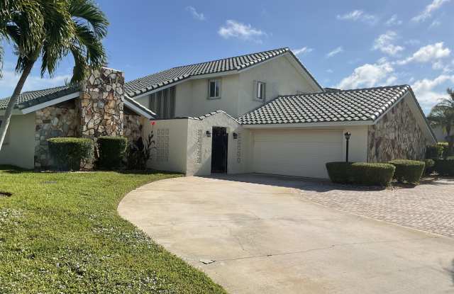 Photo of 215 Andros Avenue