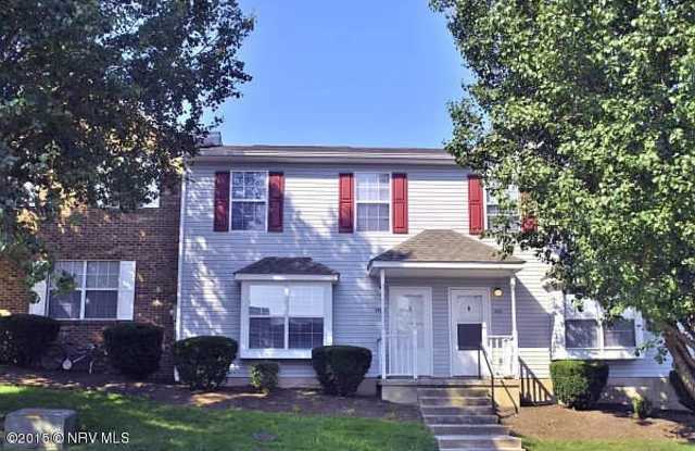 1409 Christine Court - 1409 Christine Court, Blacksburg, VA 24060