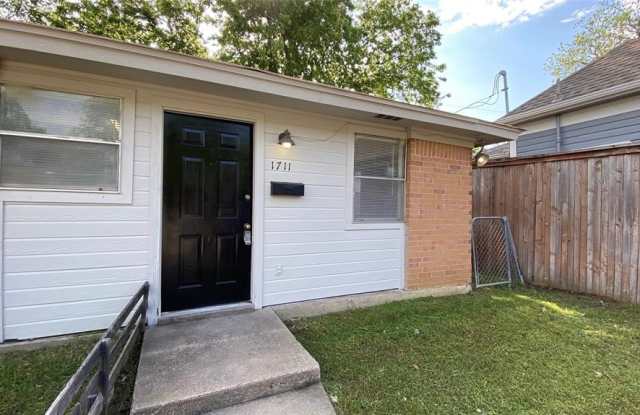 1711 Alston Avenue - 1711 Alston Ave, Fort Worth, TX 76110