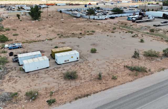 4248 SUWANNEE Street