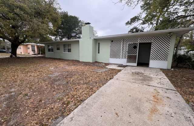 1104 Myrtle Lane
