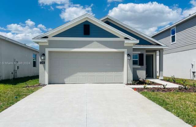 1240 Tyler Loop
