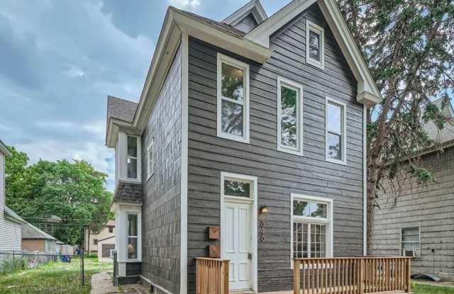 Photo of Gorgeous Main Level Newly Redone, Deck, Private Laundry, Upscale Payne-Phalen, Pets Ok!