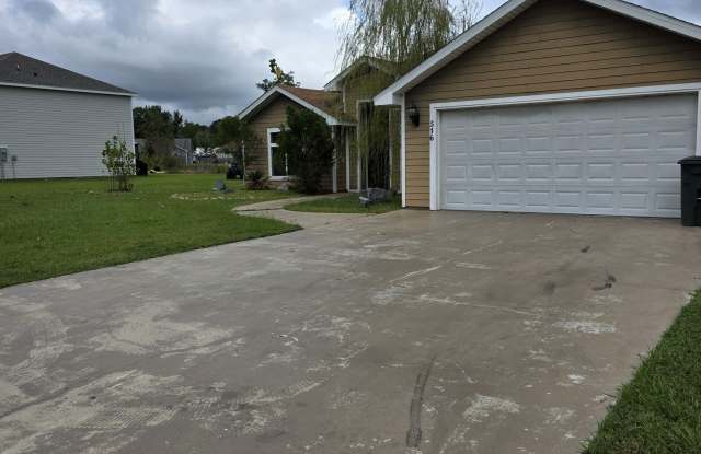 516 Hide Away Lake Loop