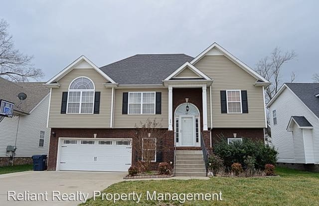 2948 Brewster Drive - 2948 Brewster Dr, Clarksville, TN 37042