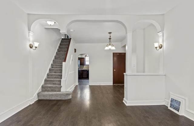 1511 South Hollywood Street