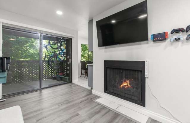 Photo of 2157 Arnold Way