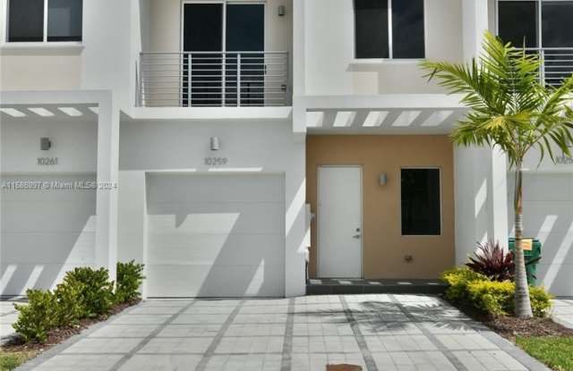10259 NW 72nd Ter